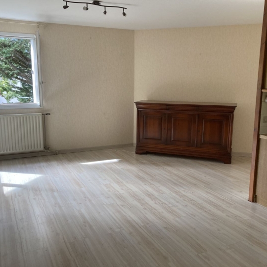  Annonces GRENOBLE : Apartment | GRENOBLE (38000) | 65 m2 | 155 000 € 