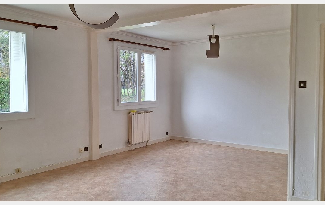 Annonces GRENOBLE : Appartement | MEYLAN (38240) | 61 m2 | 800 € 