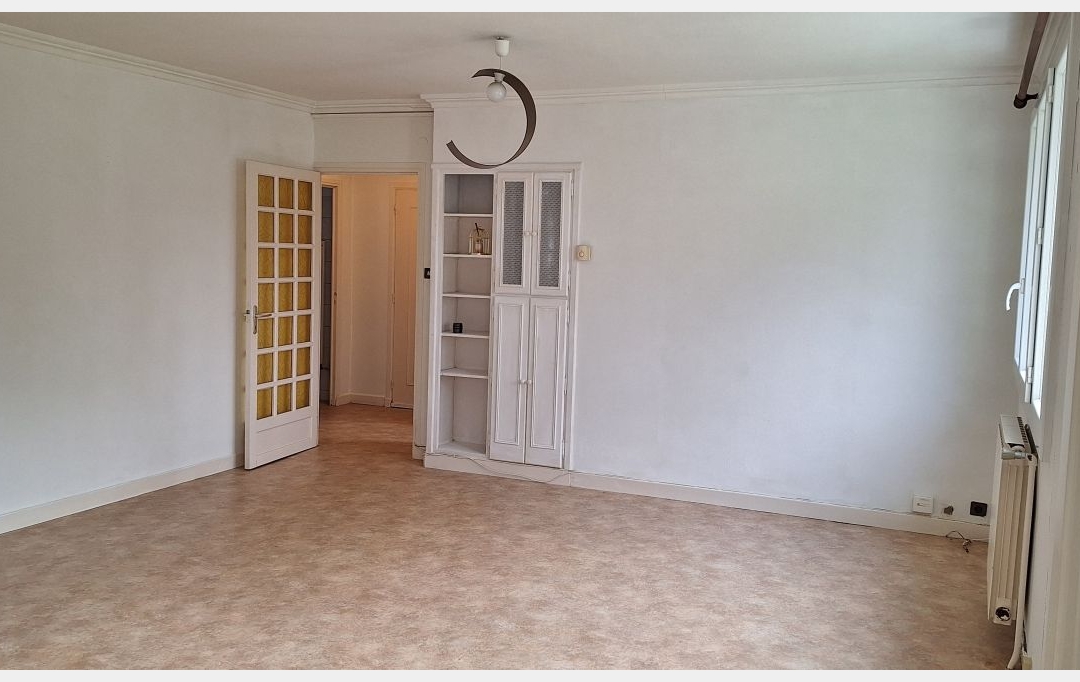 Annonces GRENOBLE : Appartement | MEYLAN (38240) | 61 m2 | 800 € 